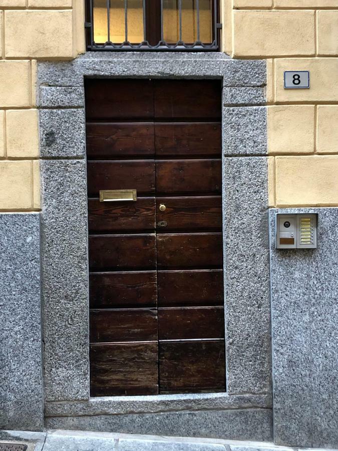 La Via Degli Artisti Daire Arona Dış mekan fotoğraf