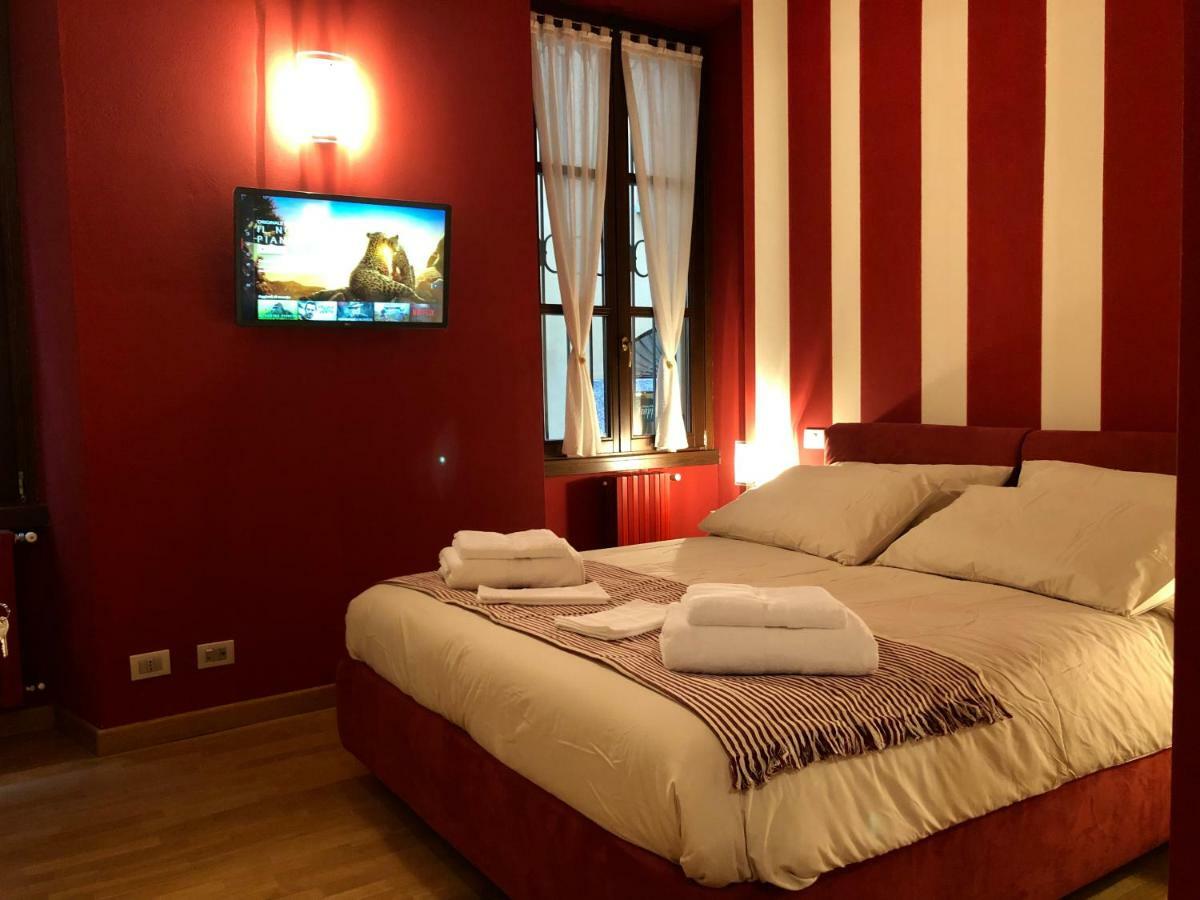 La Via Degli Artisti Daire Arona Dış mekan fotoğraf