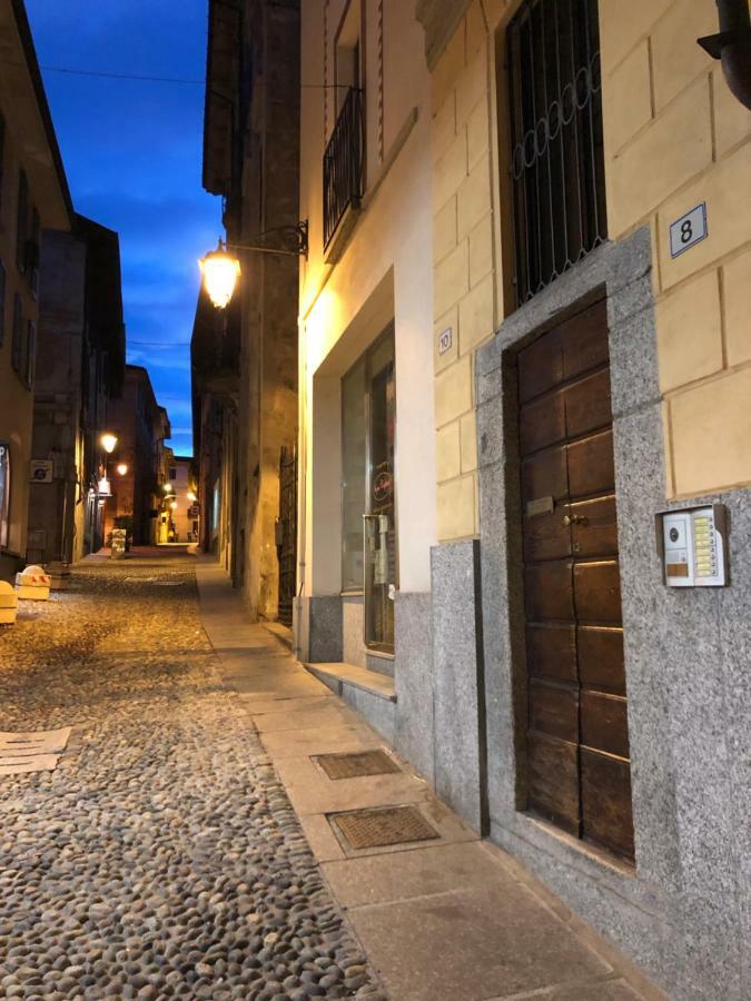 La Via Degli Artisti Daire Arona Dış mekan fotoğraf