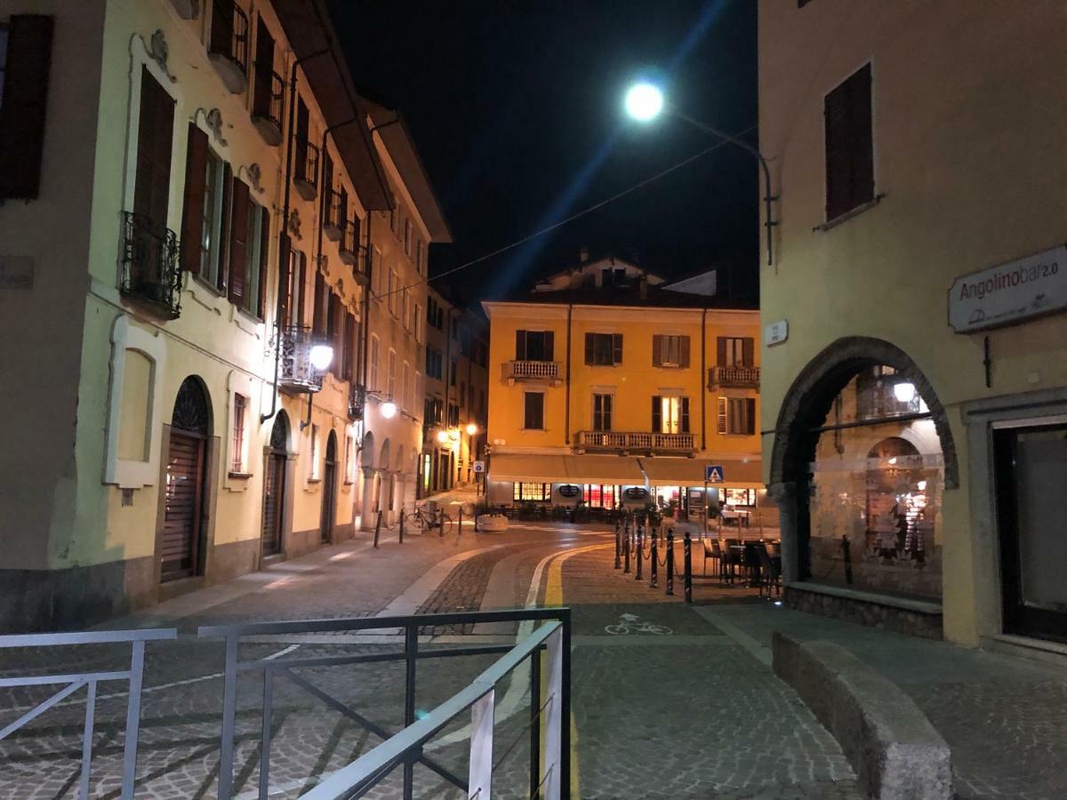 La Via Degli Artisti Daire Arona Dış mekan fotoğraf